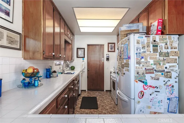 2023 Circle, Cayucos, California 93430