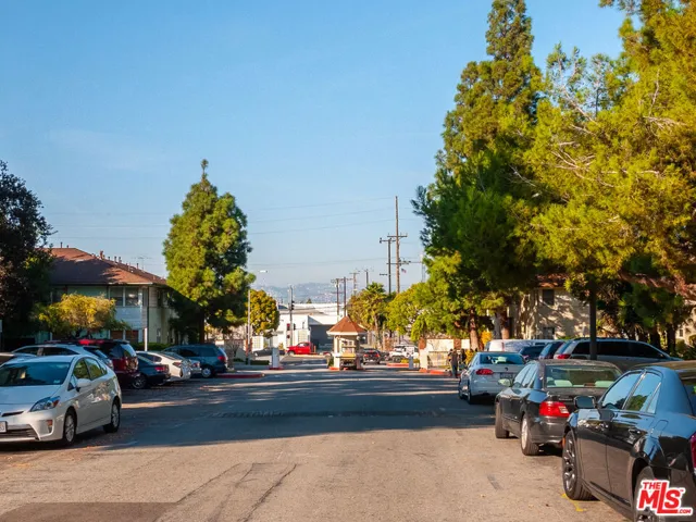 3635 Kalsman Drive 4, Los Angeles, California 90016
