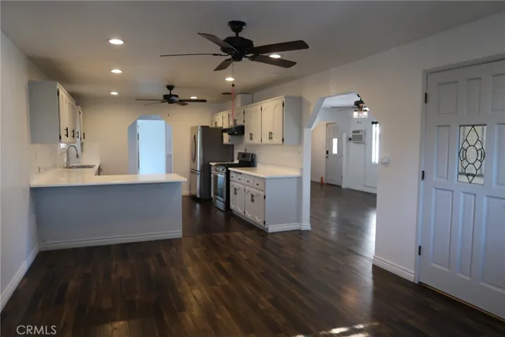 Dining area/Kitchen