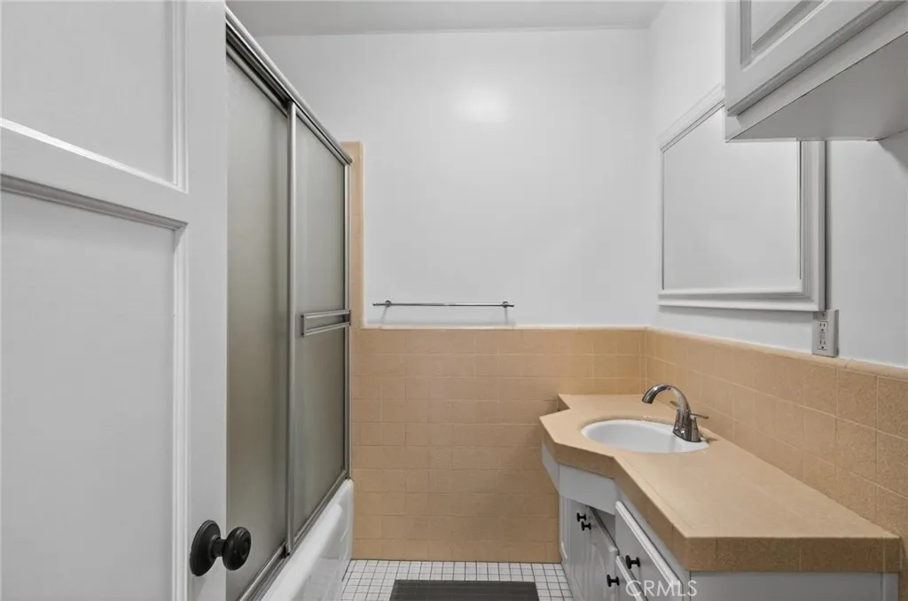 4905 W 138th, Hawthorne, California 90250 home-pic-22