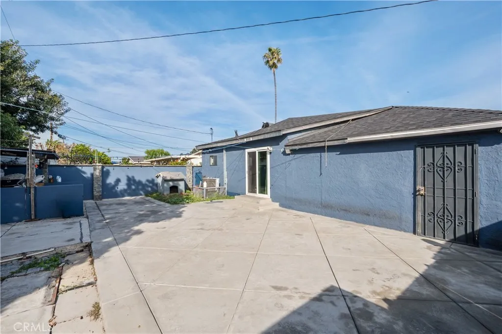 1037 S Tajauta, Compton, California 90220 home-pic-29