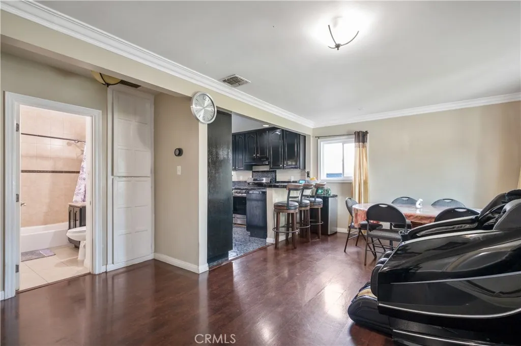 1037 S Tajauta, Compton, California 90220 home-pic-8