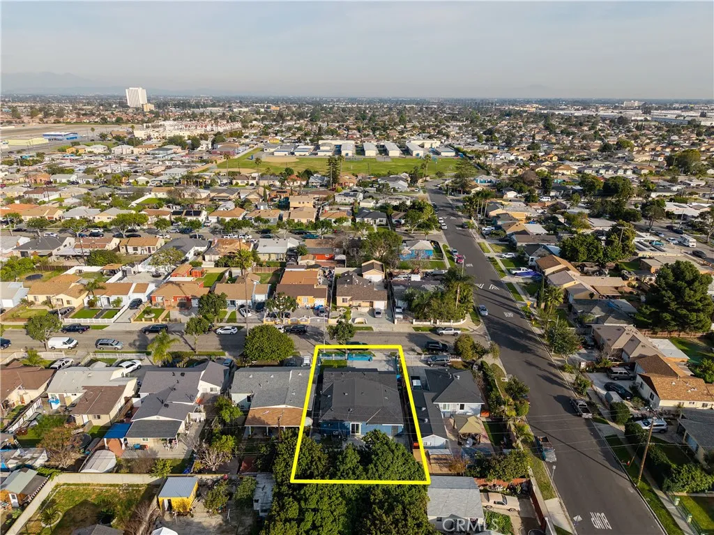1037 S Tajauta, Compton, California 90220 home-pic-34