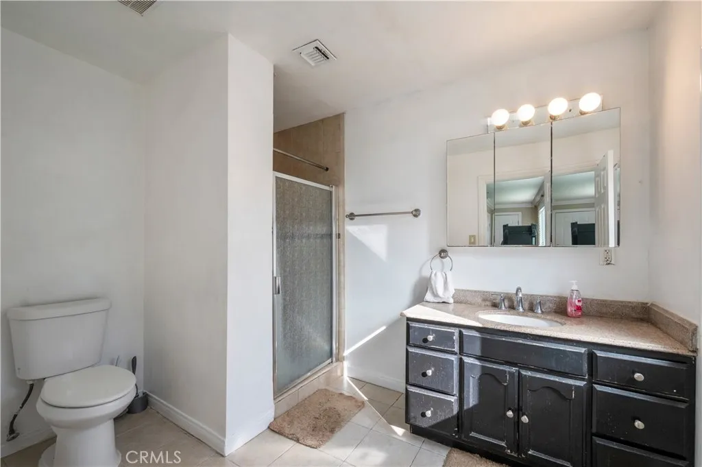 1037 S Tajauta, Compton, California 90220 home-pic-24