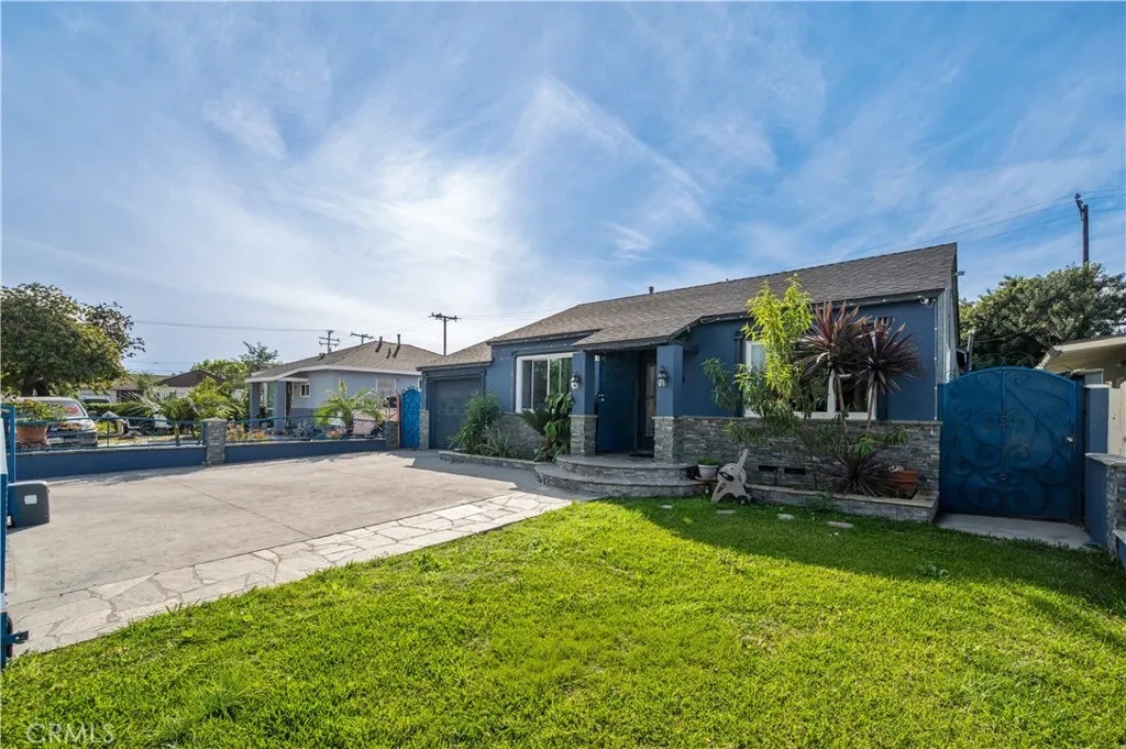 1037 S Tajauta, Compton, California 90220 home-pic-4
