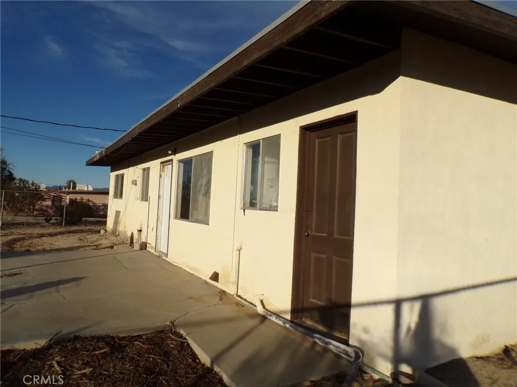 6810 Maude Adams, 29 Palms, California 92277 home-pic-13