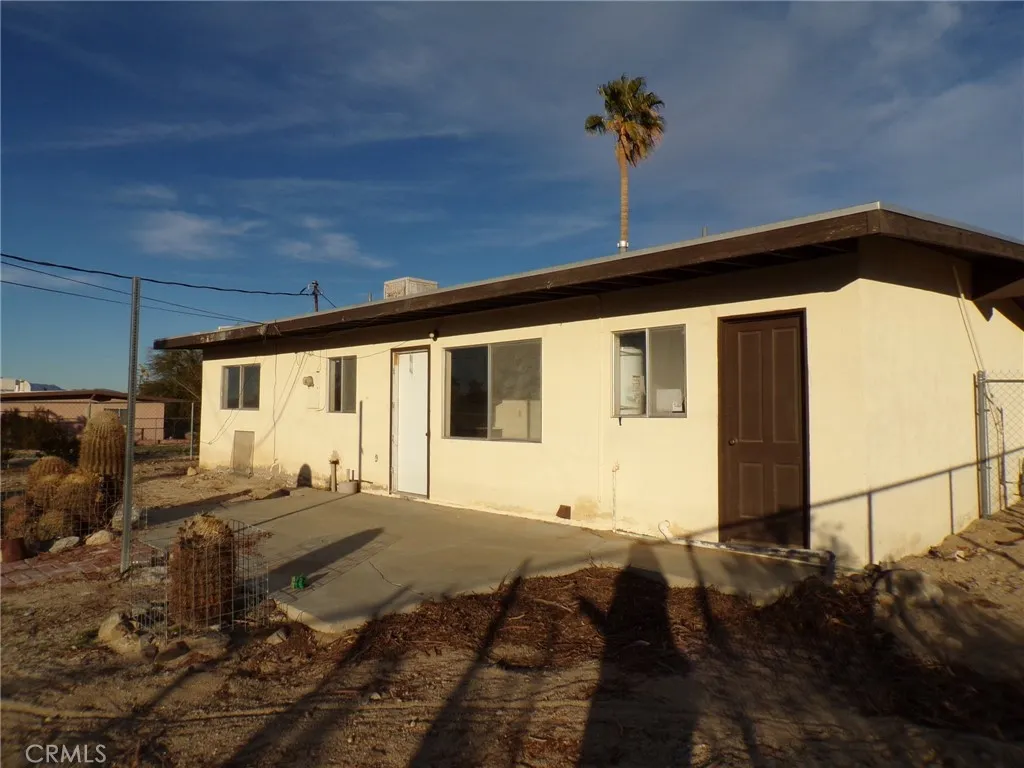 6810 Maude Adams, 29 Palms, California 92277 home-pic-17
