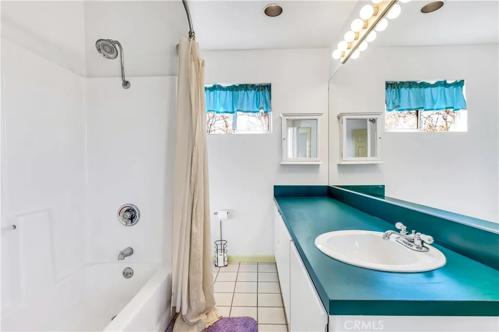 16765 Charro Road, Lake Elsinore, California 92530 home-pic-41