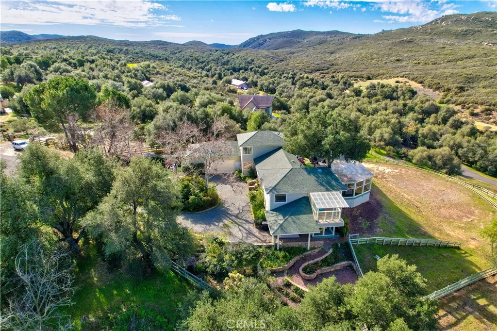 16765 Charro Road, Lake Elsinore, California 92530 home-pic-60