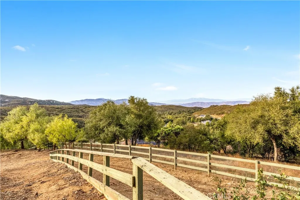 16765 Charro Road, Lake Elsinore, California 92530 home-pic-64