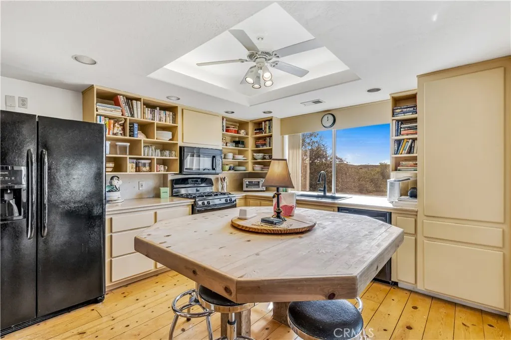16765 Charro Road, Lake Elsinore, California 92530 home-pic-12