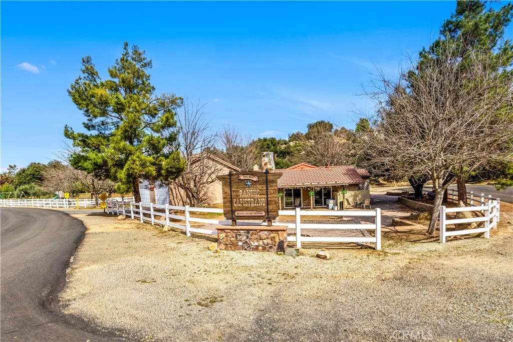 16765 Charro Road, Lake Elsinore, California 92530 home-pic-68