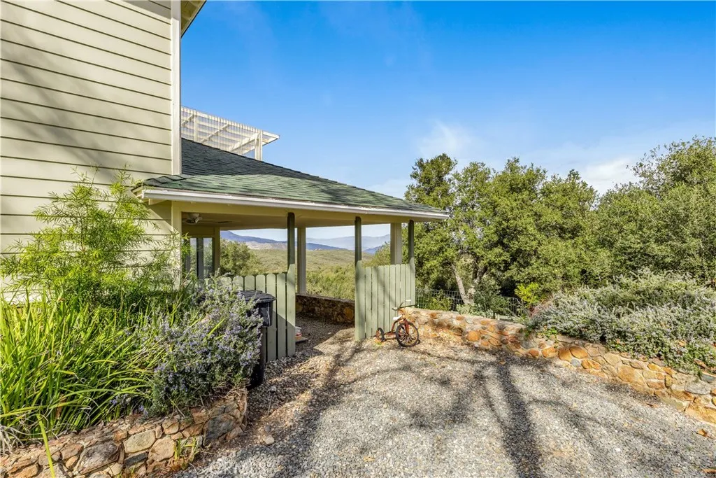 16765 Charro Road, Lake Elsinore, California 92530 home-pic-48