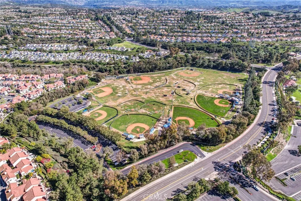 27562 Halcon, Mission Viejo, California 92691 home-pic-29