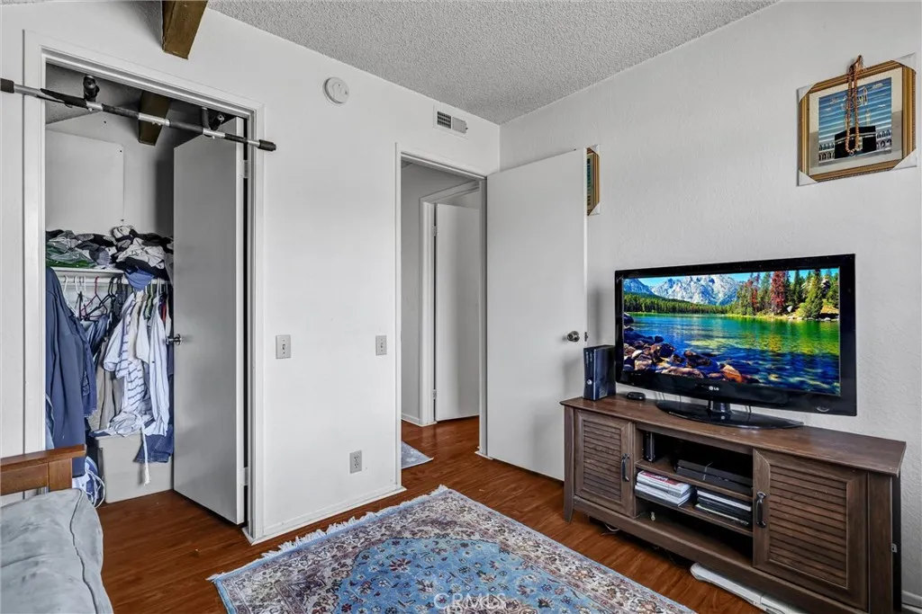 27562 Halcon, Mission Viejo, California 92691 home-pic-22
