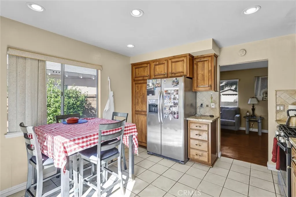 27562 Halcon, Mission Viejo, California 92691 home-pic-8