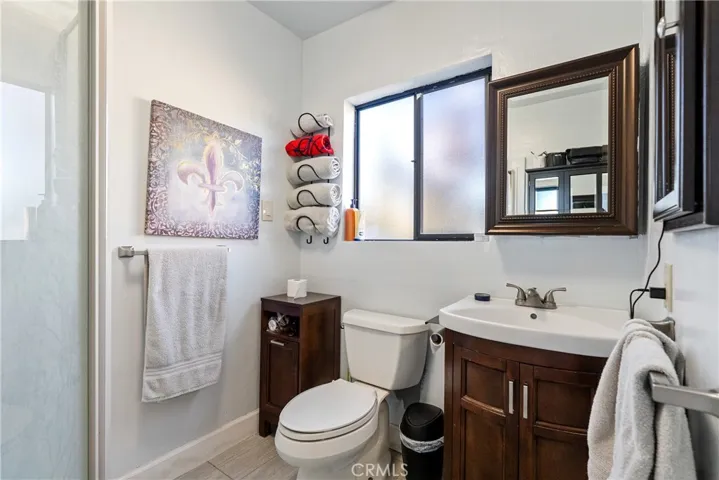 Barndominium Bathroom