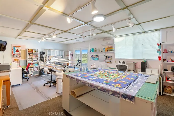 Dedicated Craft/Hobby Room