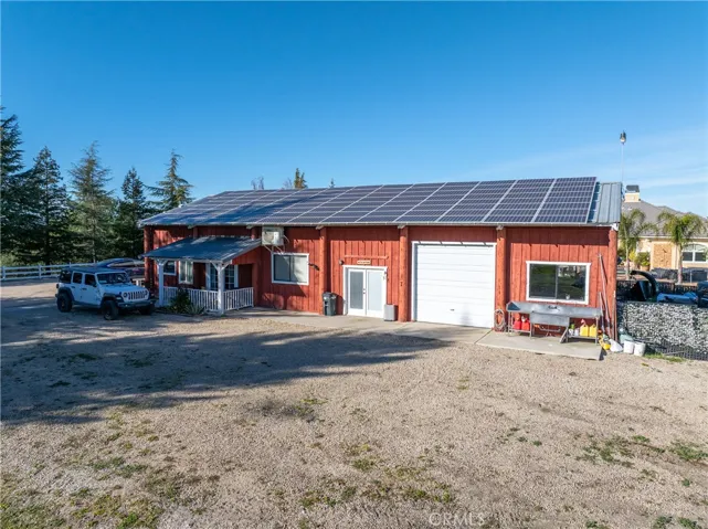 Work shop, Barndominium and Solar