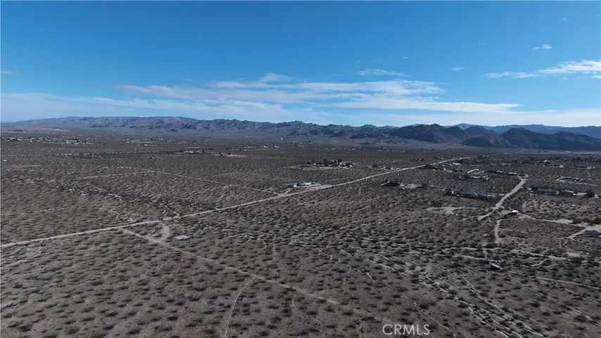 5024 Border, Joshua Tree, California 92252