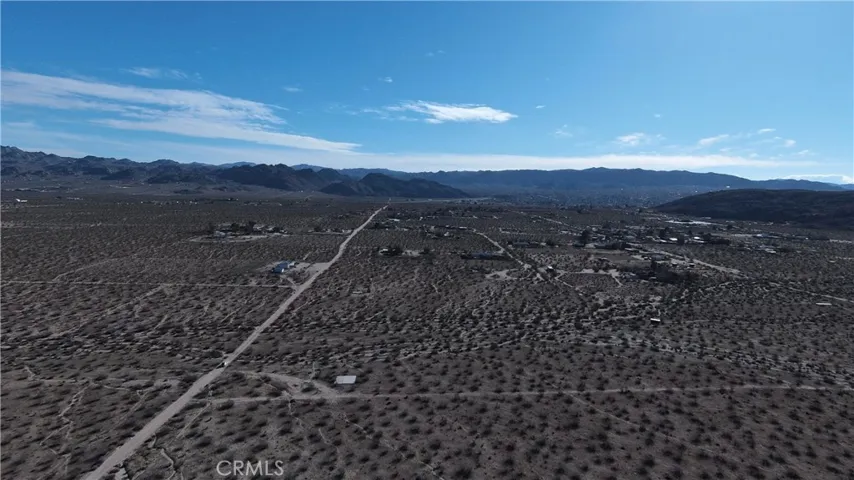 5024 Border, Joshua Tree, California 92252