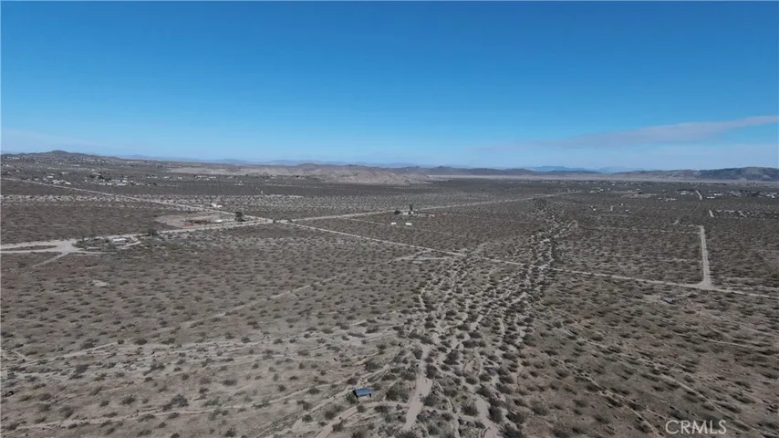 5024 Border, Joshua Tree, California 92252