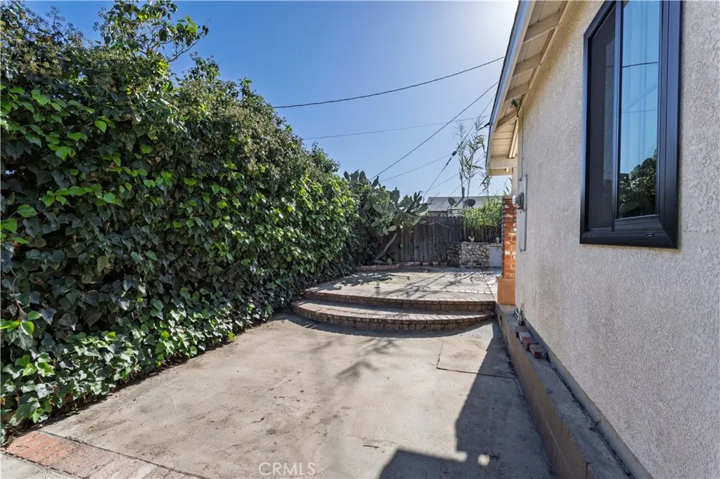 11478 Kamloops Street, Sylmar, California 91342 home-pic-6