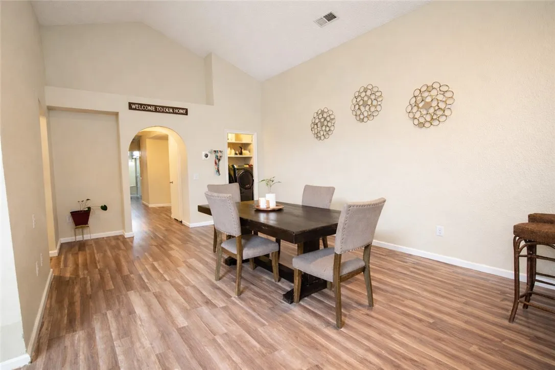 37555 Sulphur Springs Rd Street, Palmdale, California 93552 home-pic-2