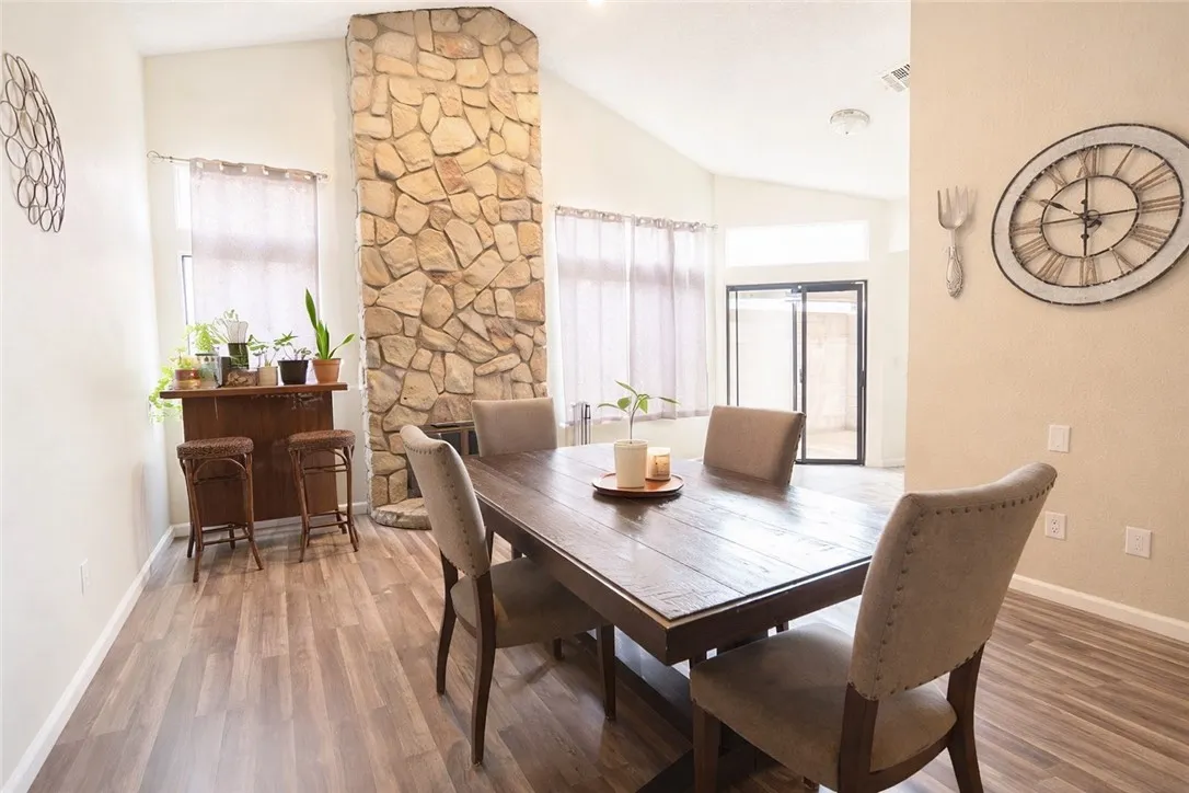 37555 Sulphur Springs Rd Street, Palmdale, California 93552 home-pic-4