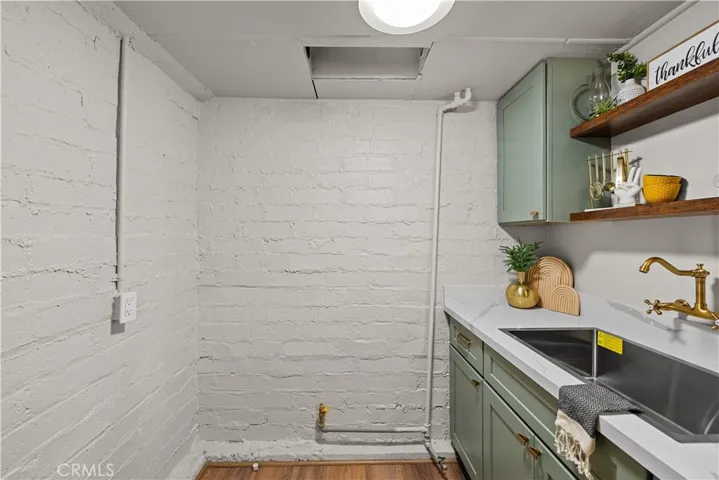 Studio Kitchenette