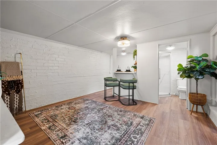 Studio Room