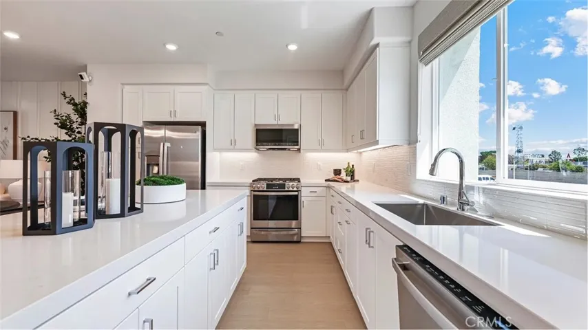 Photos shown are of model only- not actual homesite.