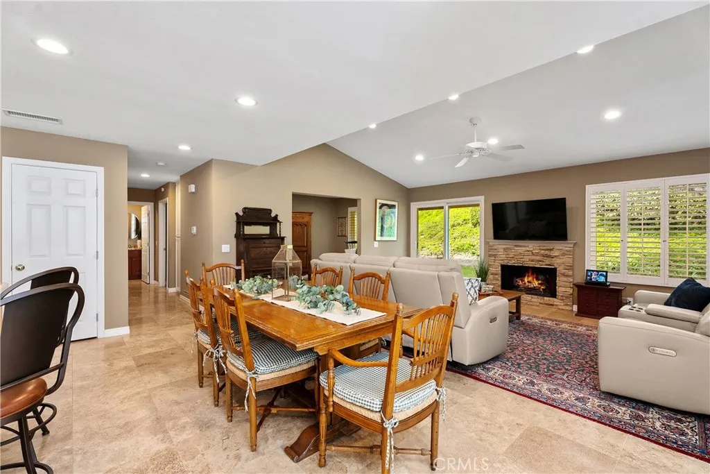 23436 Villena, Mission Viejo, California 92692 home-pic-12
