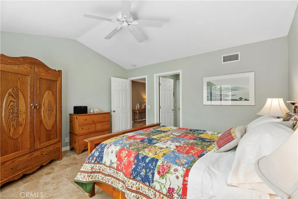 23436 Villena, Mission Viejo, California 92692 home-pic-16