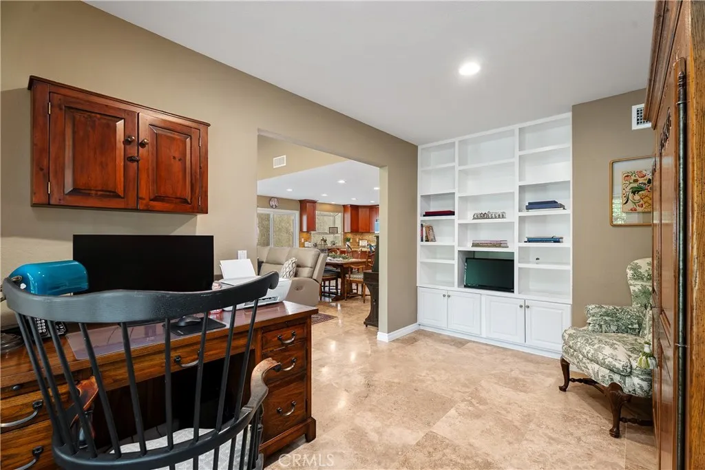 23436 Villena, Mission Viejo, California 92692 home-pic-14