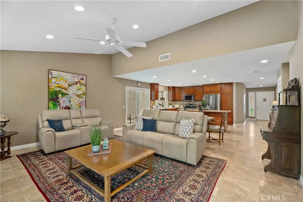 23436 Villena, Mission Viejo, California 92692 home-pic-8