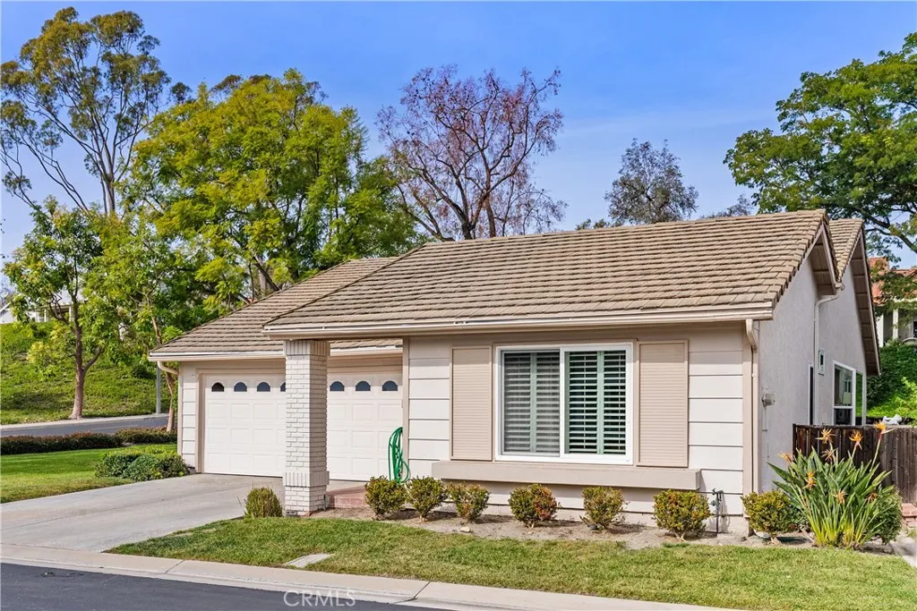 23436 Villena, Mission Viejo, California 92692 home-pic-1