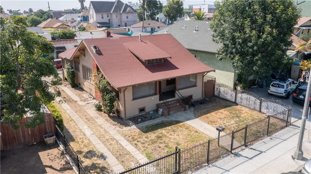 206 S Soto, Los Angeles, California 90033 home-pic-8
