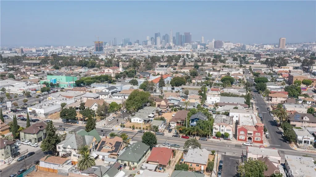 206 S Soto, Los Angeles, California 90033 home-pic-14