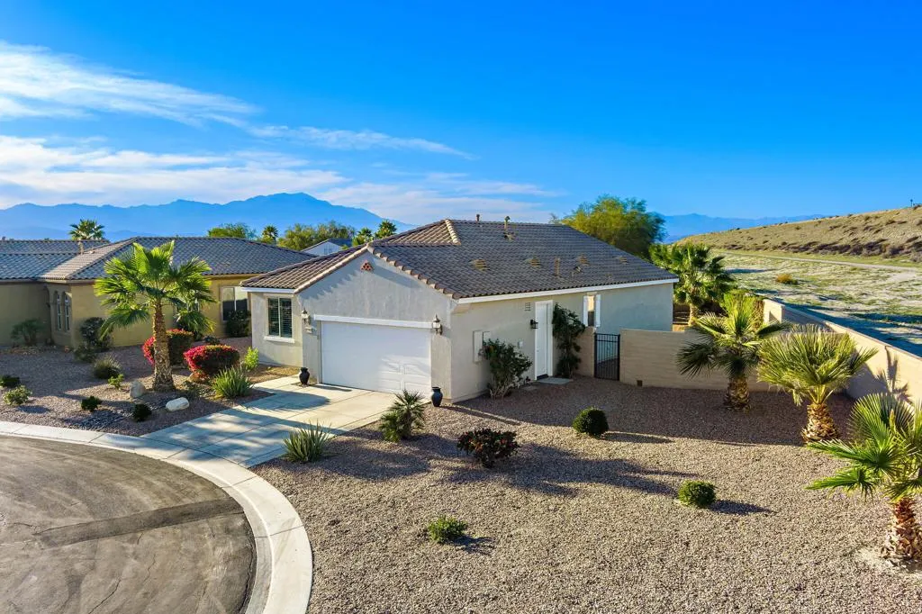 81896 Corte Tellez, Indio, California 92203 home-pic-4