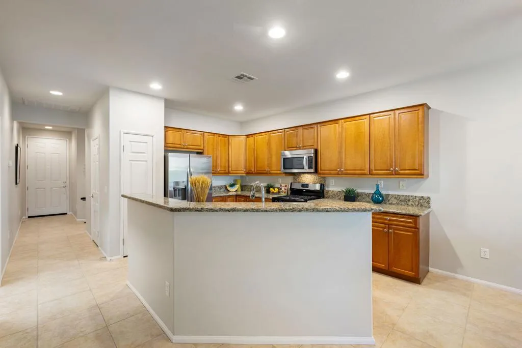 81896 Corte Tellez, Indio, California 92203 home-pic-14