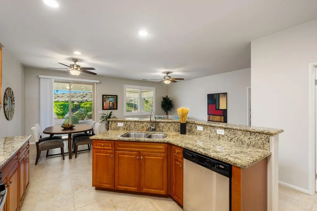 81896 Corte Tellez, Indio, California 92203 home-pic-18