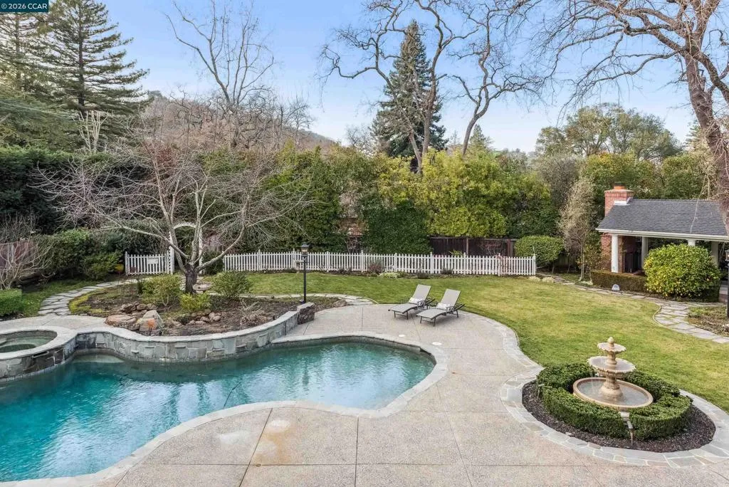 45 45 Lark Place, Alamo, California 94507 home-pic-39