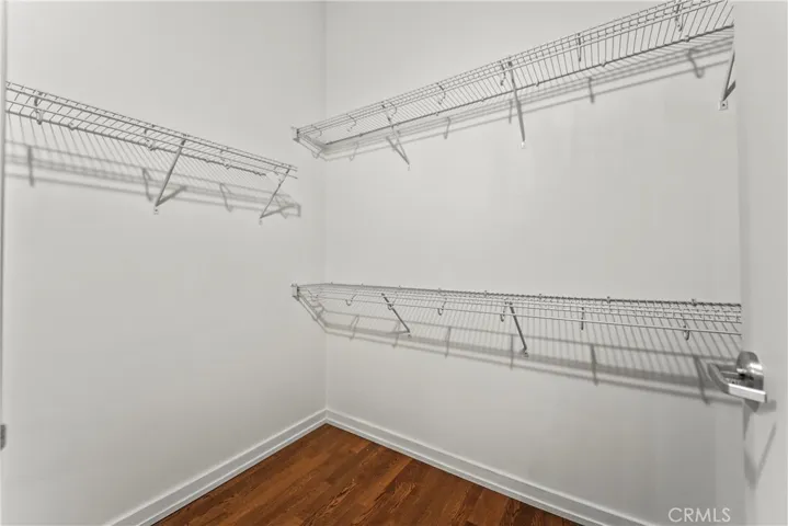 Condo - Walk in closet