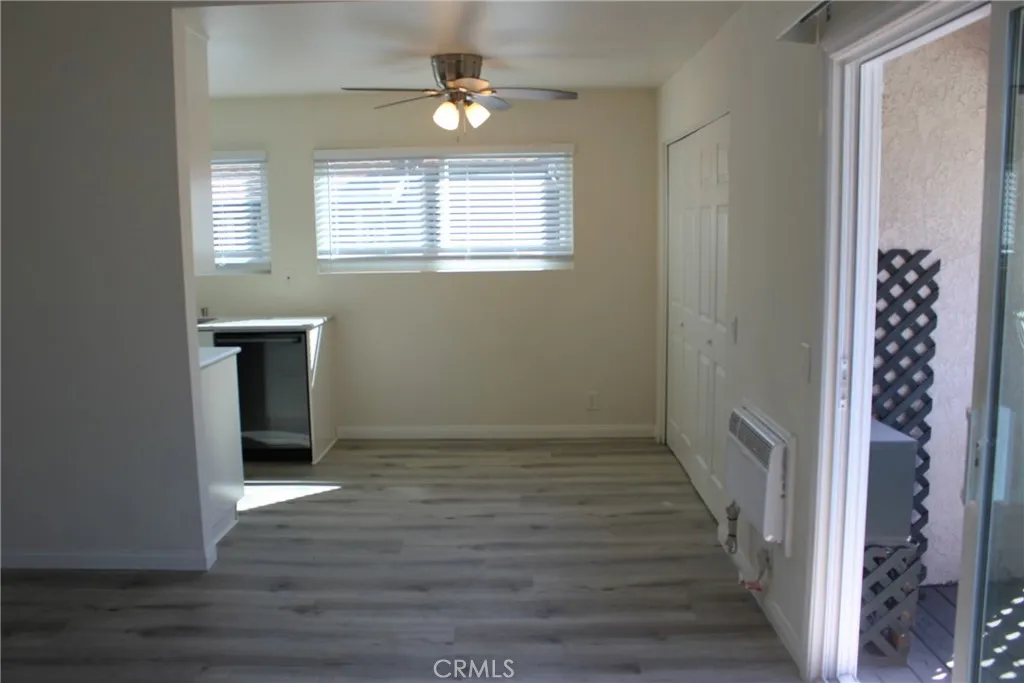 23294 Orange Avenue 6, Lake Forest, California 92630 home-pic-6