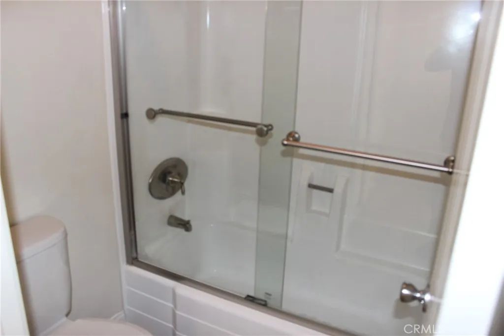 23294 Orange Avenue 6, Lake Forest, California 92630 home-pic-15