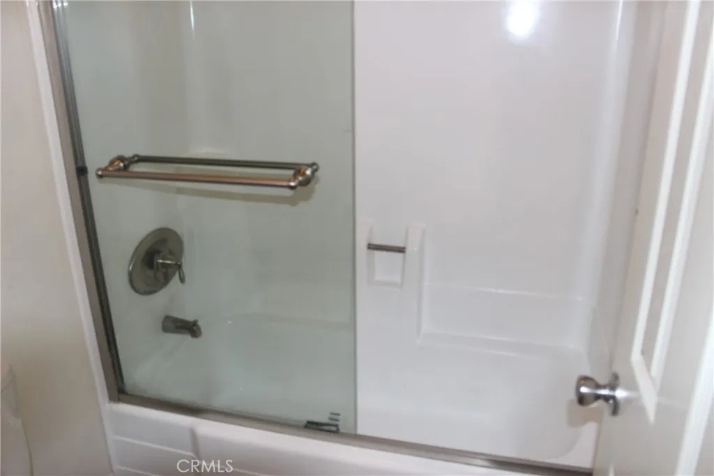 23294 Orange Avenue 6, Lake Forest, California 92630 home-pic-17