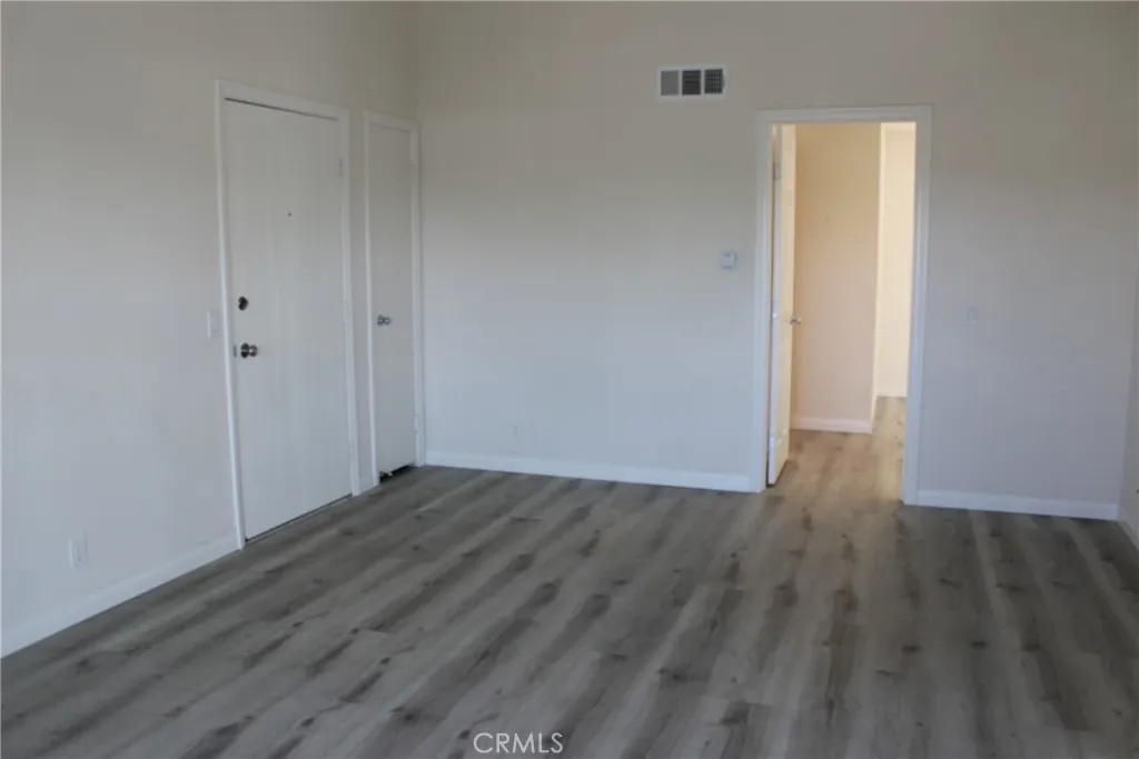 23294 Orange Avenue 6, Lake Forest, California 92630 home-pic-4