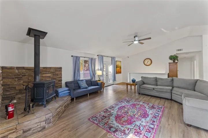 2411 Glacier Drive, Pine Mountain Club, California 93225
