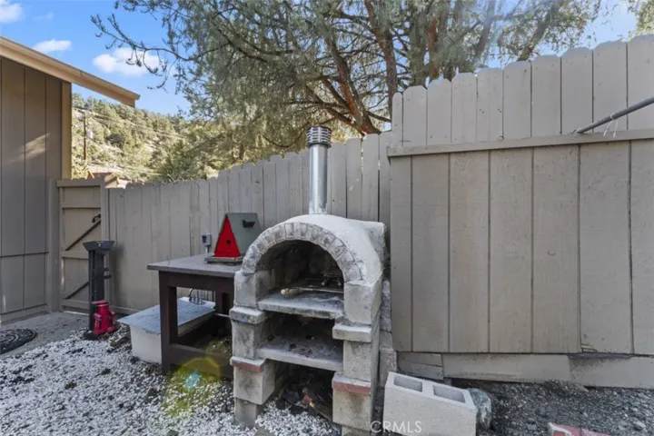 2411 Glacier Drive, Pine Mountain Club, California 93225